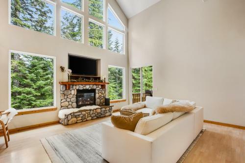 Cascade Lodge
