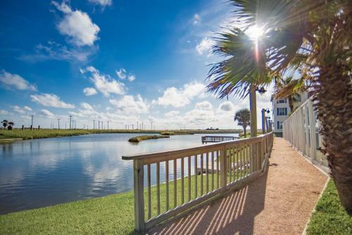 Beach Bum's Retreat Cbc162k