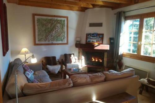 Magnificent Family Cottage With Garden