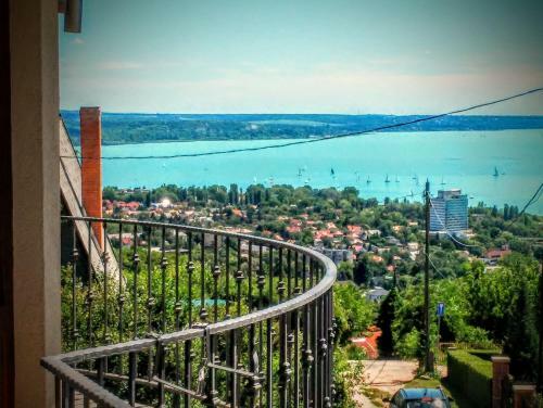 Bed & Breakfast Sz�pkil�t�s Vend�gh�z