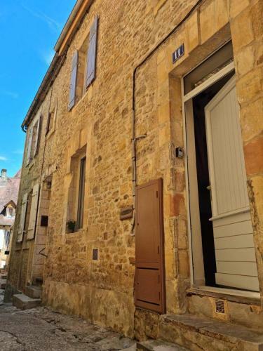 La Maison de Lily Au C?ur de La Cit� M�di�vale