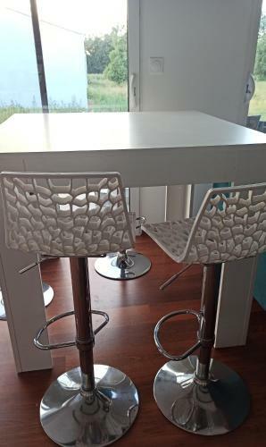 Maison 2 Chbres Lumineuse � 25mn Des Plages