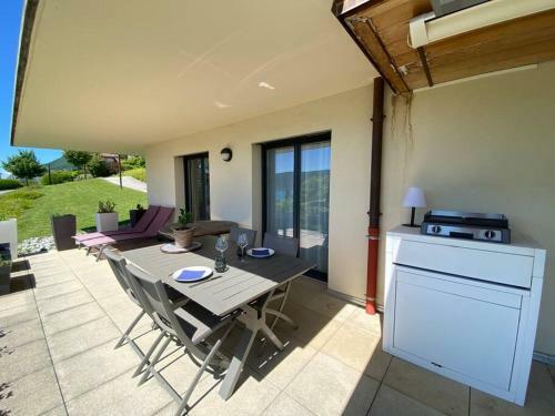 Apartamento Lake & Mountain View - Piscine, Parking, Terrasse