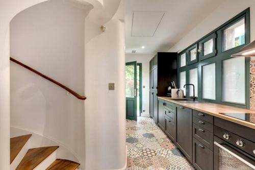 Luxueux Pavillon En Plein Centre de Vichy