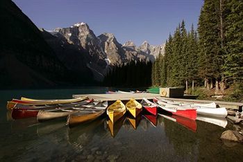 Moraine Lake Lodge