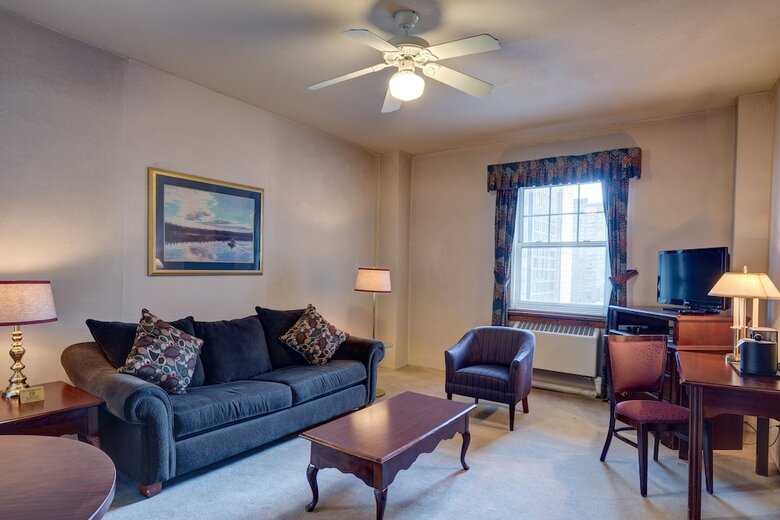 Hotel Missouri Athletic Club