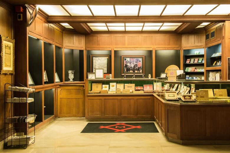 Hotel Missouri Athletic Club