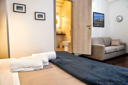 Hostal Corso 151