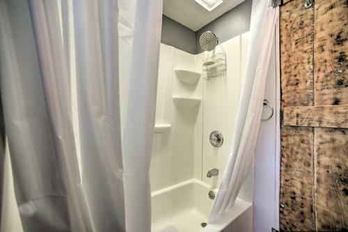Cozy Great Barrington Home About 1 Mi To Ski Resort!