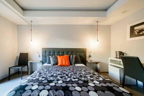 Bed & Breakfast Riviera Luxury Suites