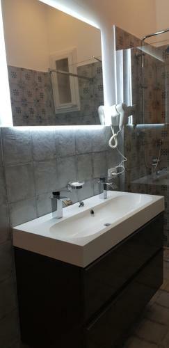 Hostal Santa Chiara "family Suites"
