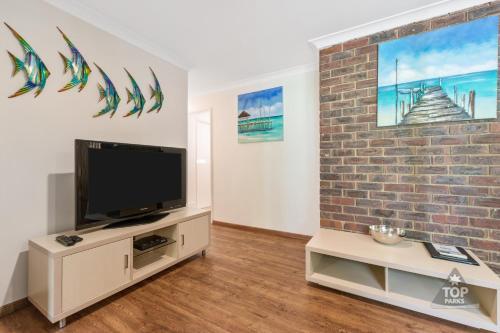 Mandurah Caravan And Tourist Park