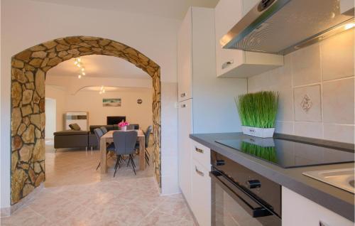 Nice Home In Jadreski With 4 Bedrooms