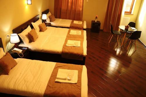 Sisno Hotel