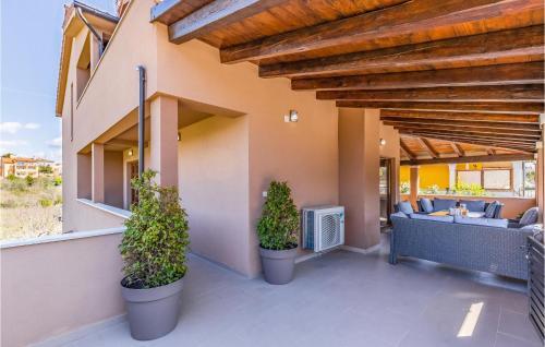 Awesome Apartment In Pula With Wifi And 5 Bedrooms