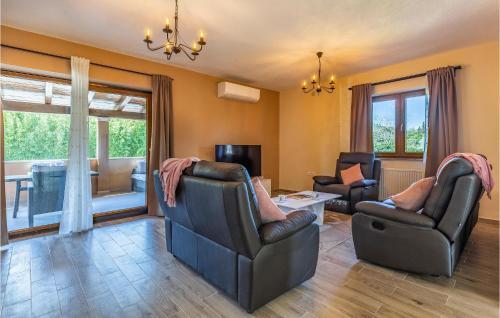 Awesome Apartment In Pula With Wifi And 5 Bedrooms