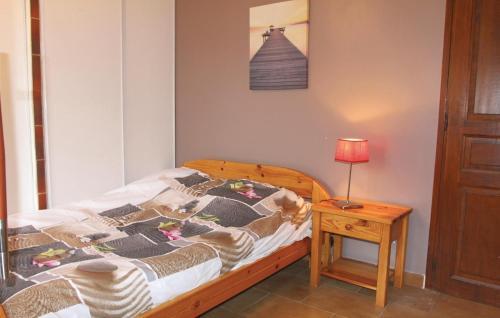 Three-bedroom Holiday Home In Puygiron