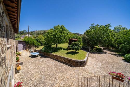 Eido Oliveira - Casa de Campo - Ponte de Lima