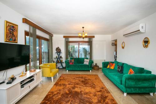 Villa Esen Daily Weekly Rentals