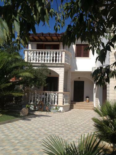 Apartmani Kraljevi?