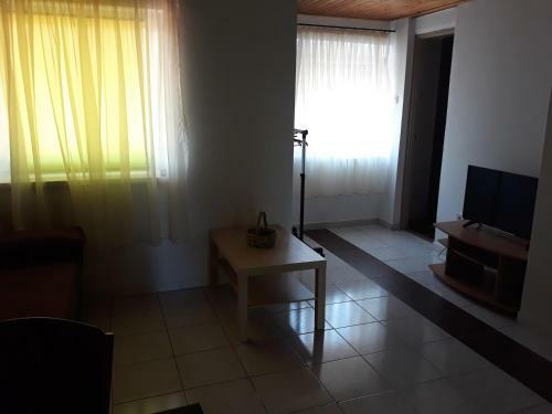 Csal�di Apartman Balatonkereszt�ron