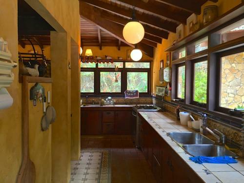 Casa Da Montanha Com Muita Natureza