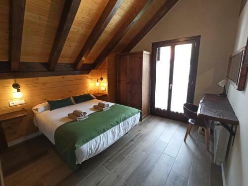 Hostal Casa Rural Elurkoia