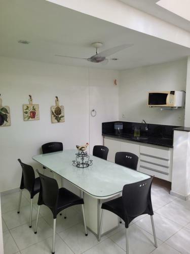 Casa de Praia /5 Su�tes + 1 Depend�ncia/ Guarajuba