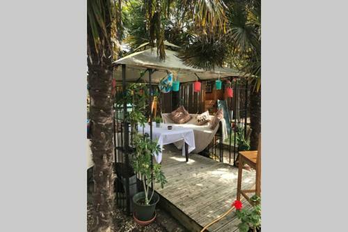 Entire Character House, Beautiful Sleeps Upto 8