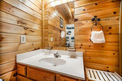 Mountain Memories At Douglas Lake Resort