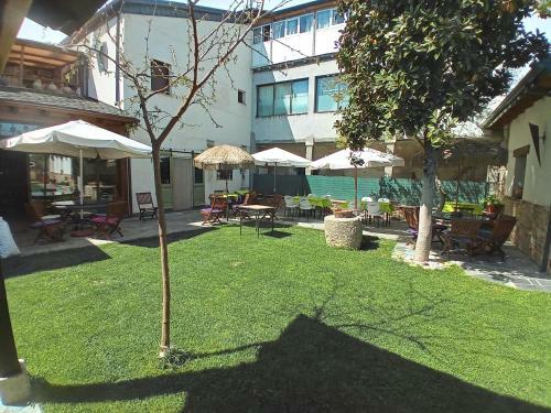 Hotel Hostal La Medina de Camponaraya