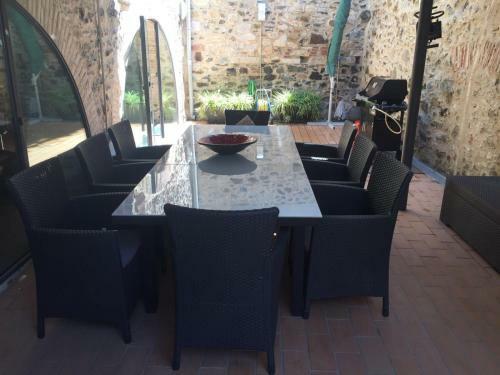 Country House With Pool And Wine Cellar