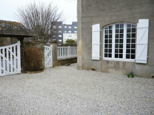 Holiday Home Le Cyclamen Courseulles Sur Mer