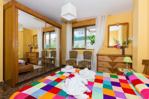 B&B Habitaciones Iraizas Con Piscina