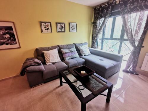 Apartamento de 3 Dormitorios Con Piscina Riaza