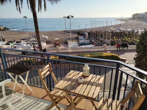 Apartamento San Pol de Mar Primera L�nea Con Parking
