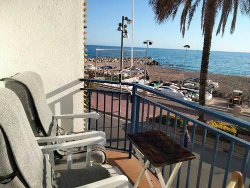 Apartamento San Pol de Mar Primera L�nea Con Parking