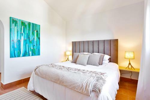 Yolo Spaces - Sotogrande - White House Villa