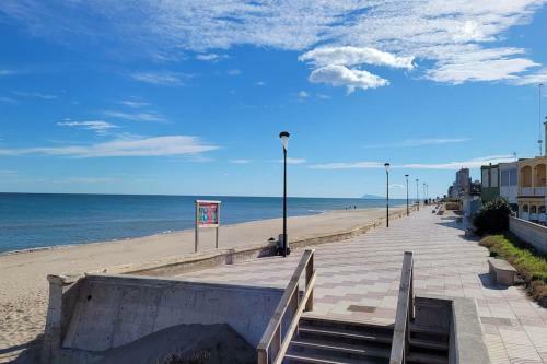 Villa Beachfront House, Valencia, Wifi, Paddle Surf Board, Incredible Views