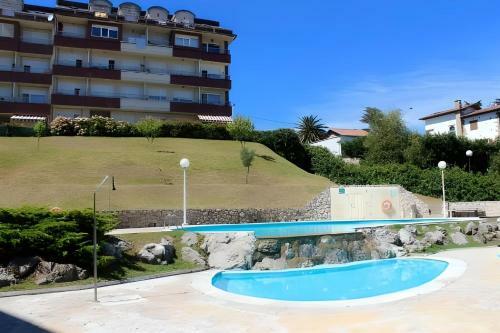 Apartamento Suances Con Garaje Privado, Piscina , Pie de Playa