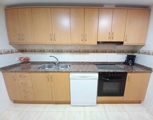 Apartamento Primera Linea de Playa Con Piscina