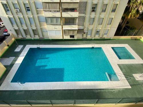 Apartamento Amplio Piso En Centro de Torre Del Mar