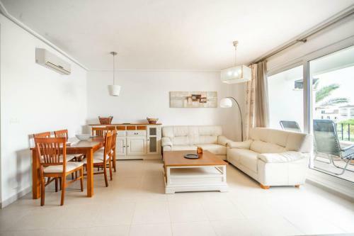 Comfortable 2 Bedroom Apartment - Ao2622lt