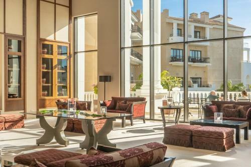 Penthouse Apartment With Pool Views - Ao232lt