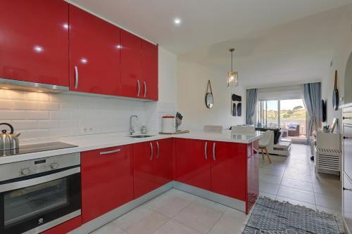 100 - Modern 2 Bed Luxury Golf Apartment In Mijas