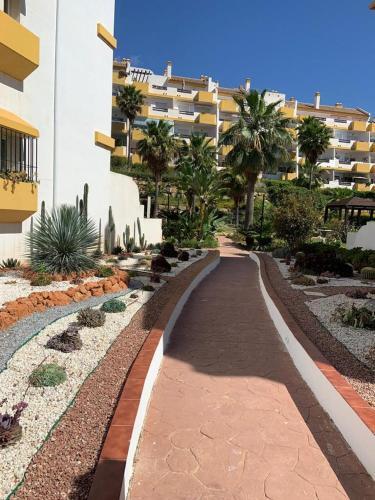 100 - Modern 2 Bed Luxury Golf Apartment In Mijas