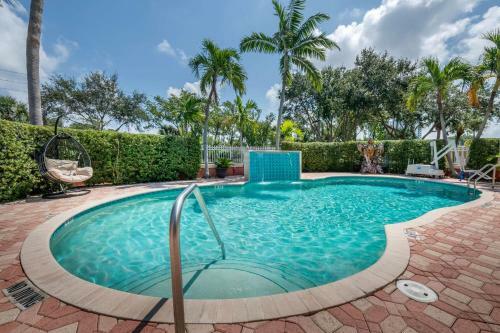 Best Western Plus Windsor Gardens Hotel & Suites/conference Center