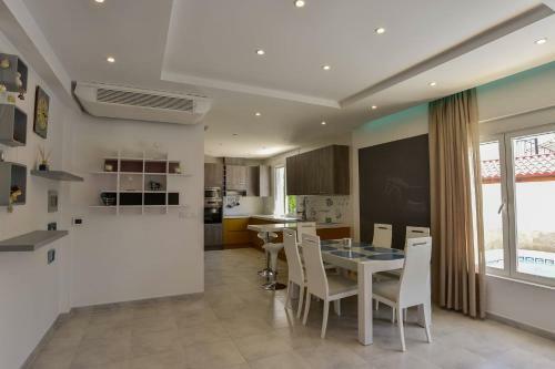 207 Villa Deluxe - Alicante Holiday
