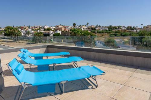 Stunning New Build 3 Bed Villa With Private Pool