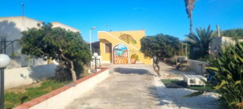 Casa Vacanze A Vendicari Con Giardino Esterno